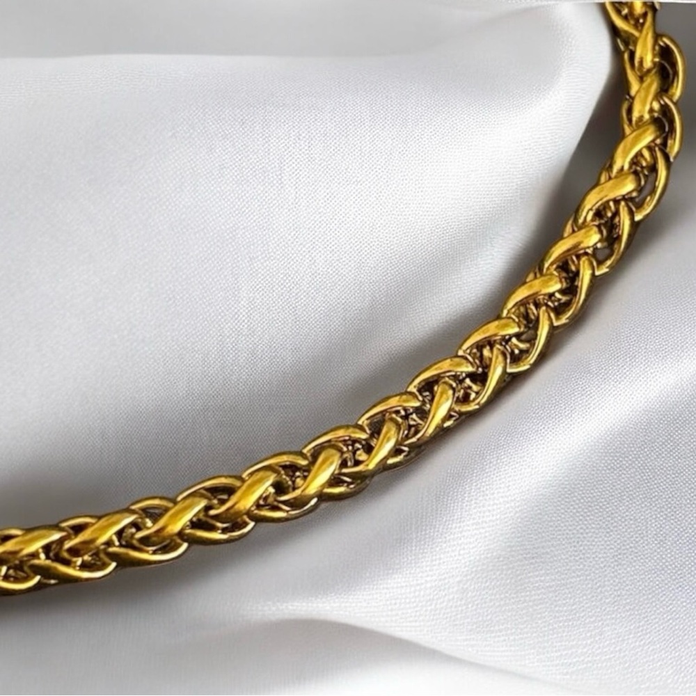 18k Gold Plated Wheat Chain 8.3 inch long and 4mm width bracelet - Picture 3 of 5